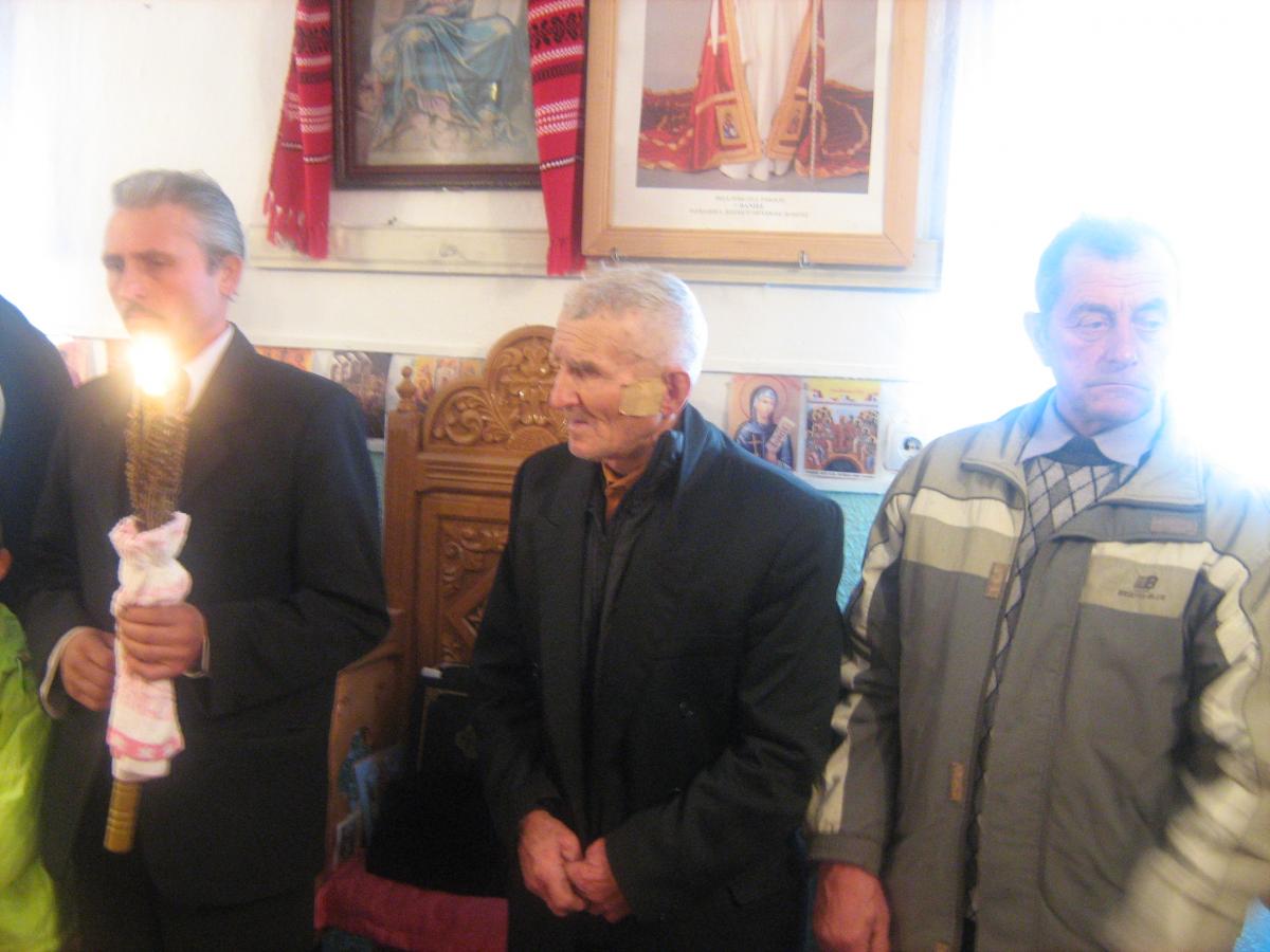 Credincioși ai Parohiei Satu-Nou .